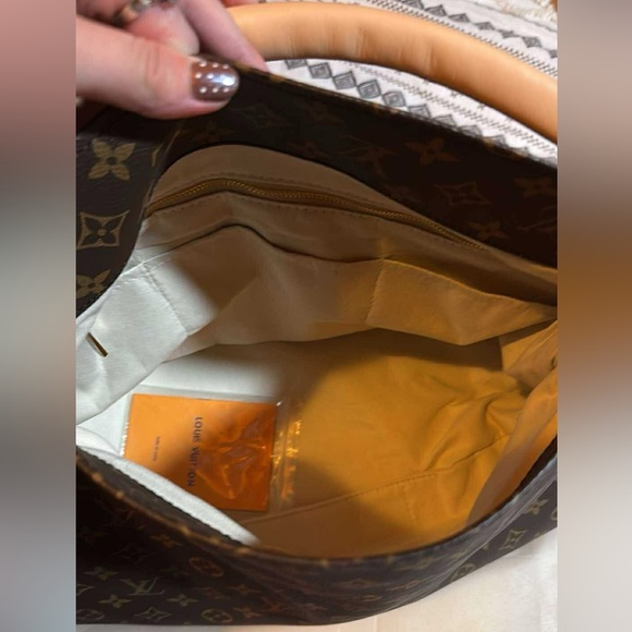 Brown Monogram Handbag - Picture 6 of 6